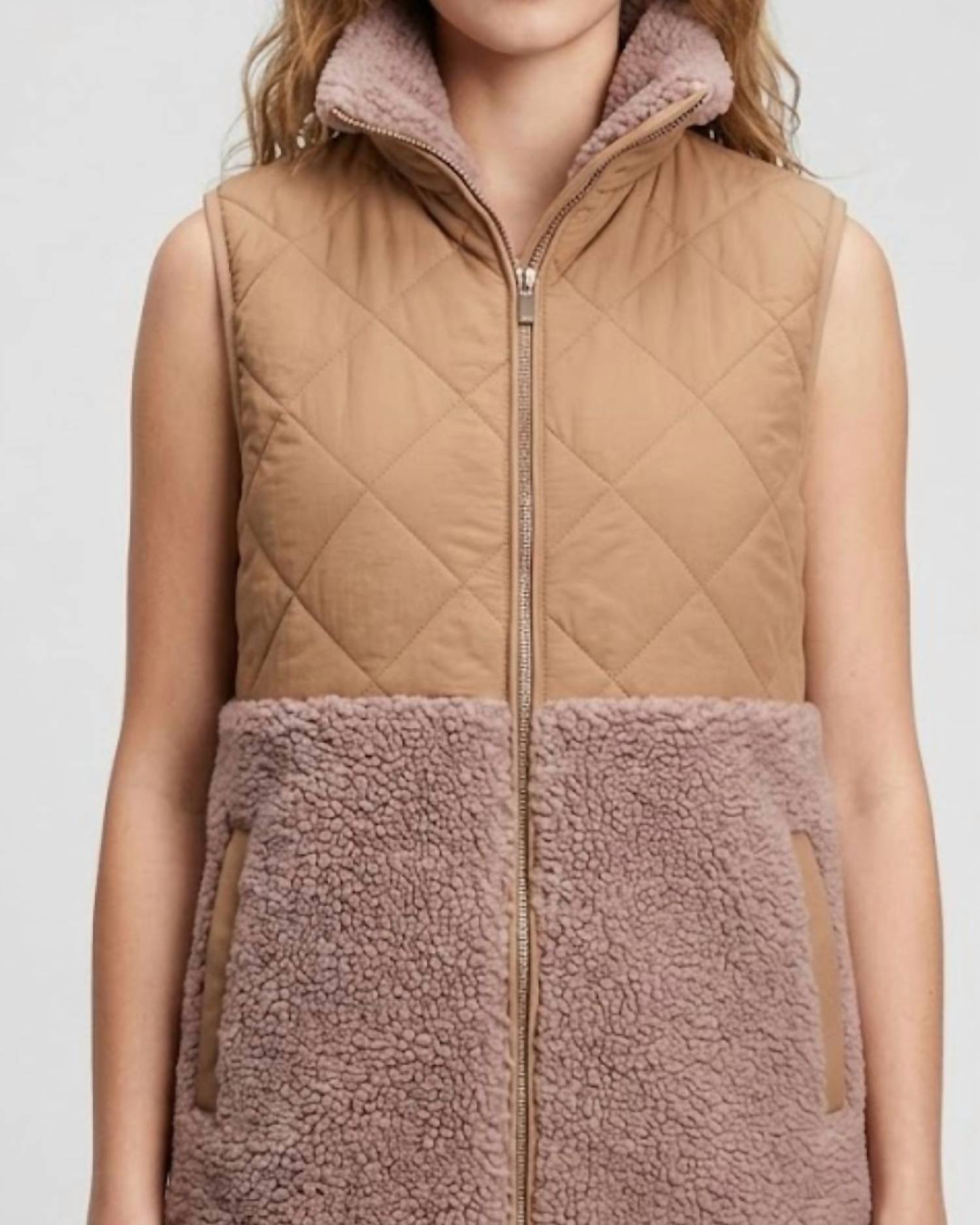 Charlie Paige Sleeveless Quilted Vest in brown - women's jacket