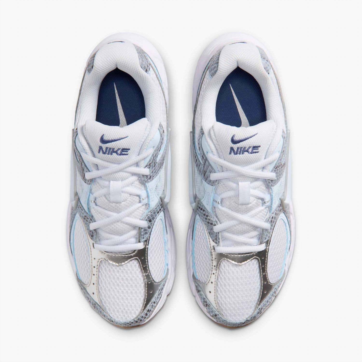 Nike - Women's V5 Rnr Sneakers