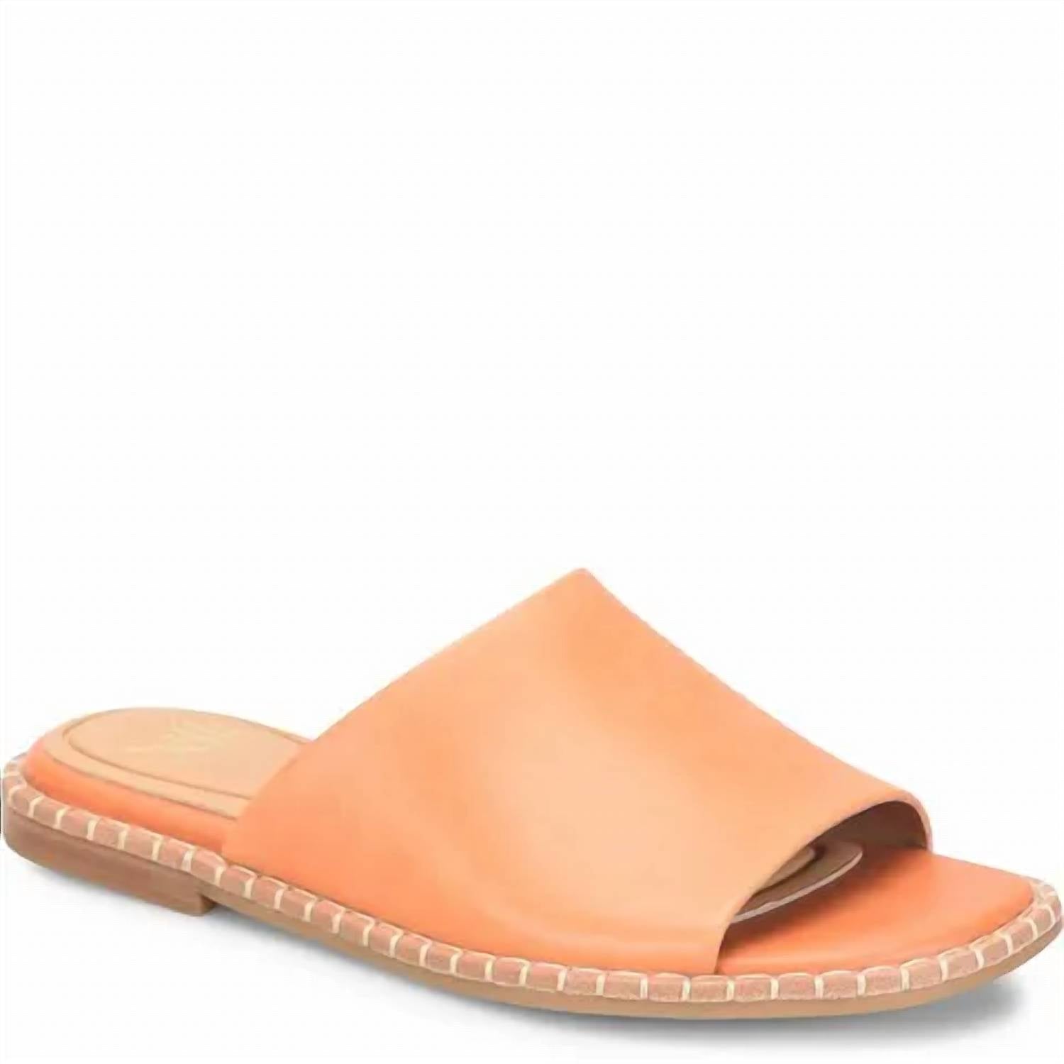 Sofft - Women Noble II flat leather slide