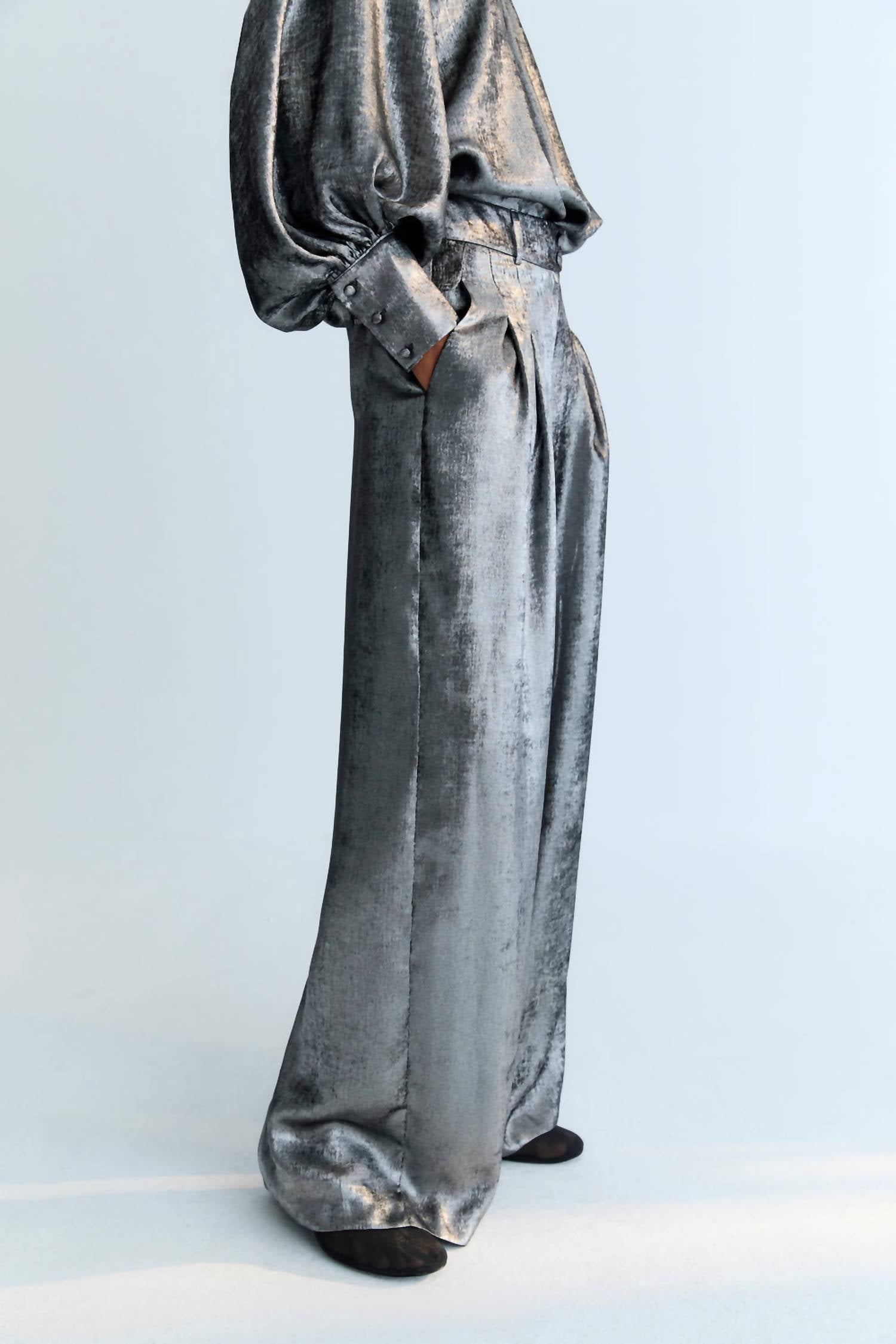 The New Society - Uxia Pant