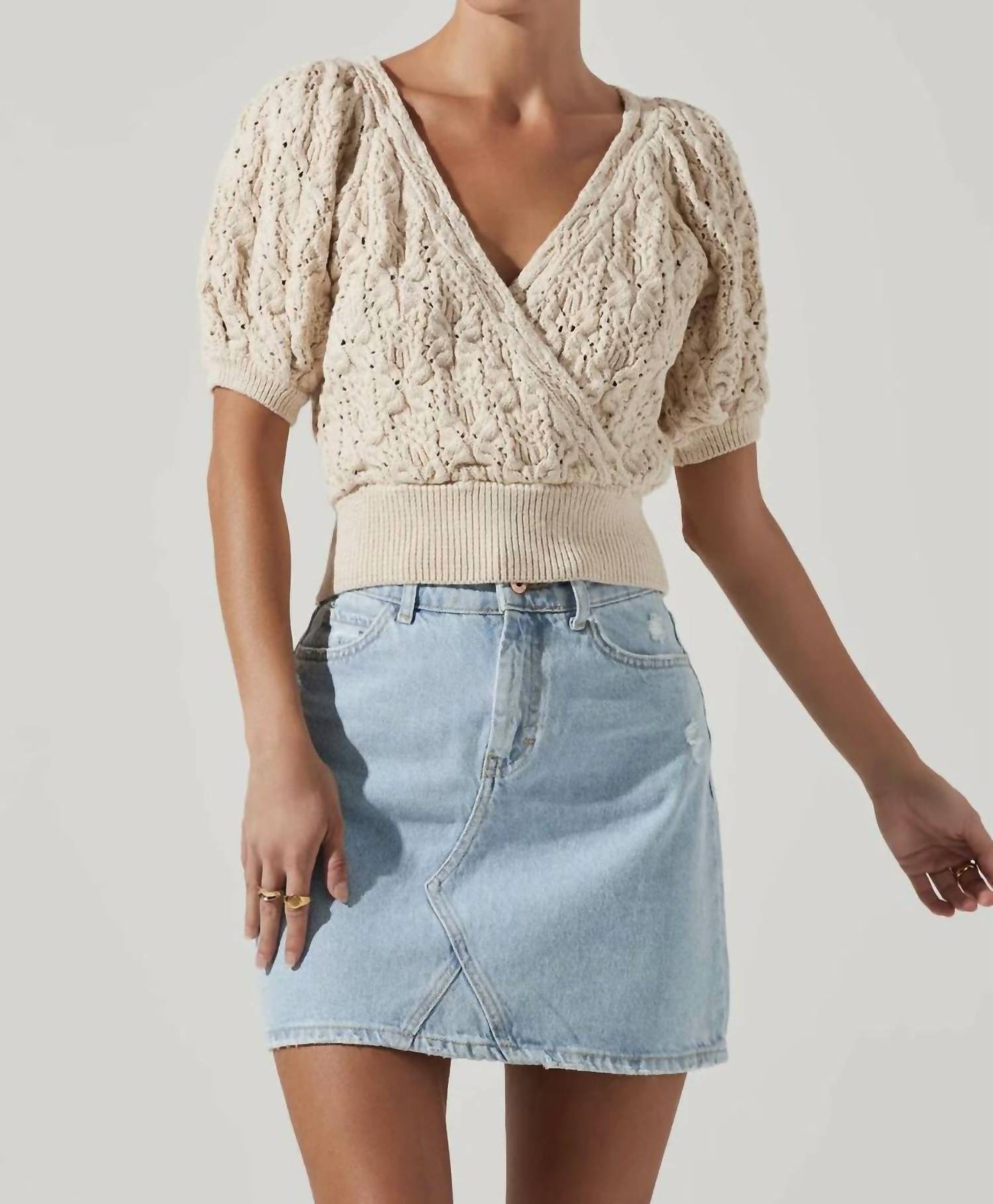 ELOWEN SWEATER