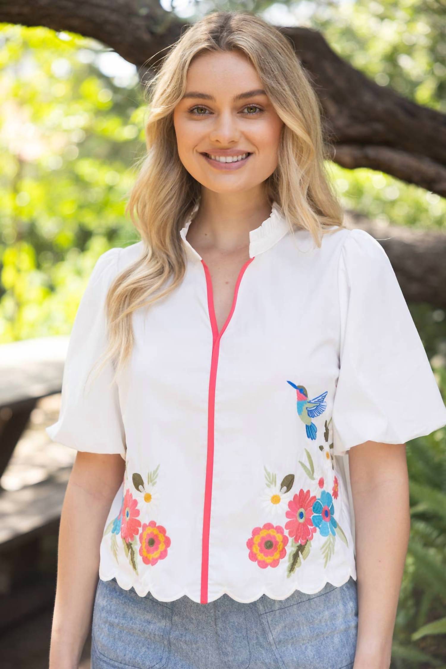 Voy - Pipping Detail Floral Hummingbird Embroidered Top