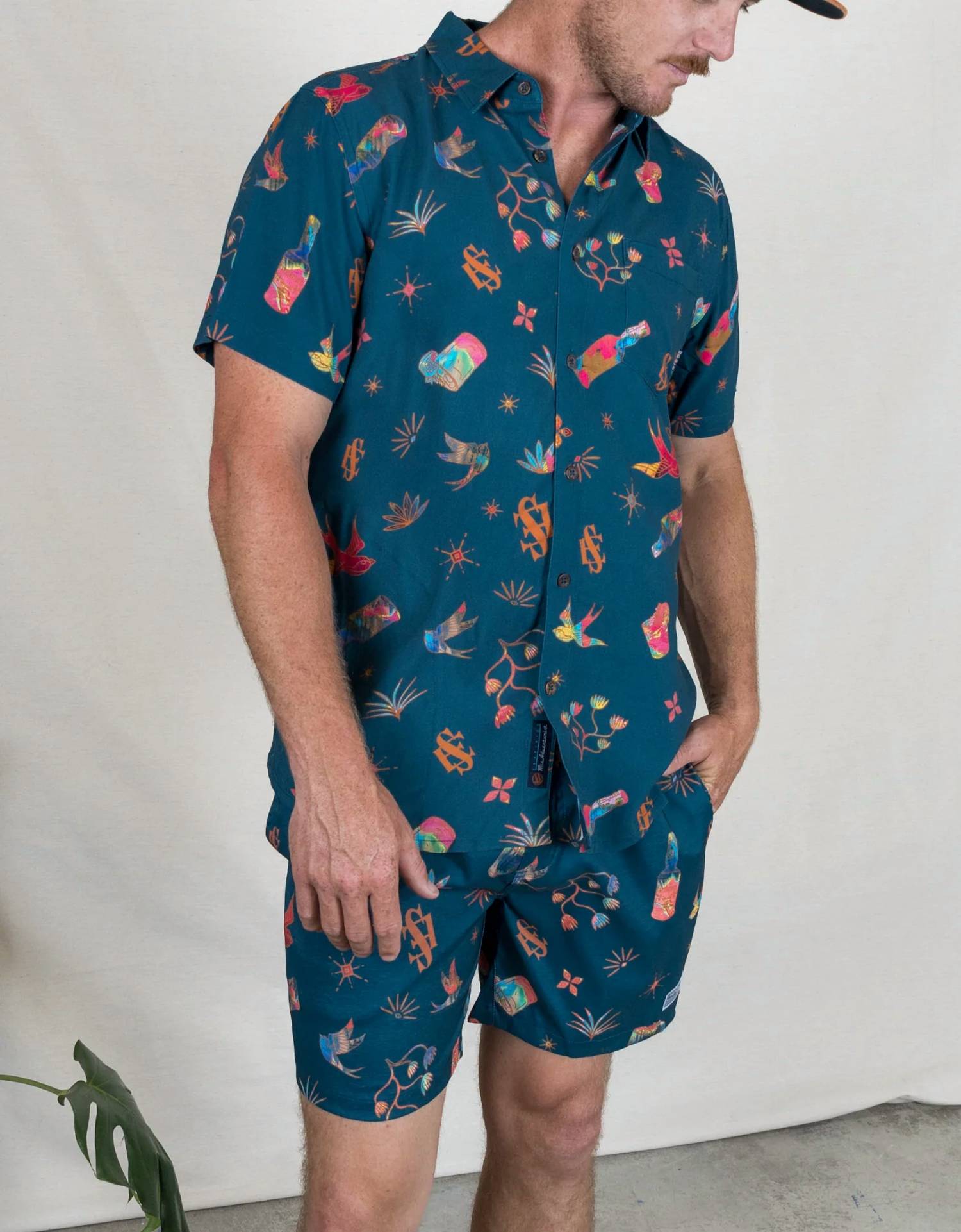 Baja Llama - Men's El Sativo Nighthawk Button Up