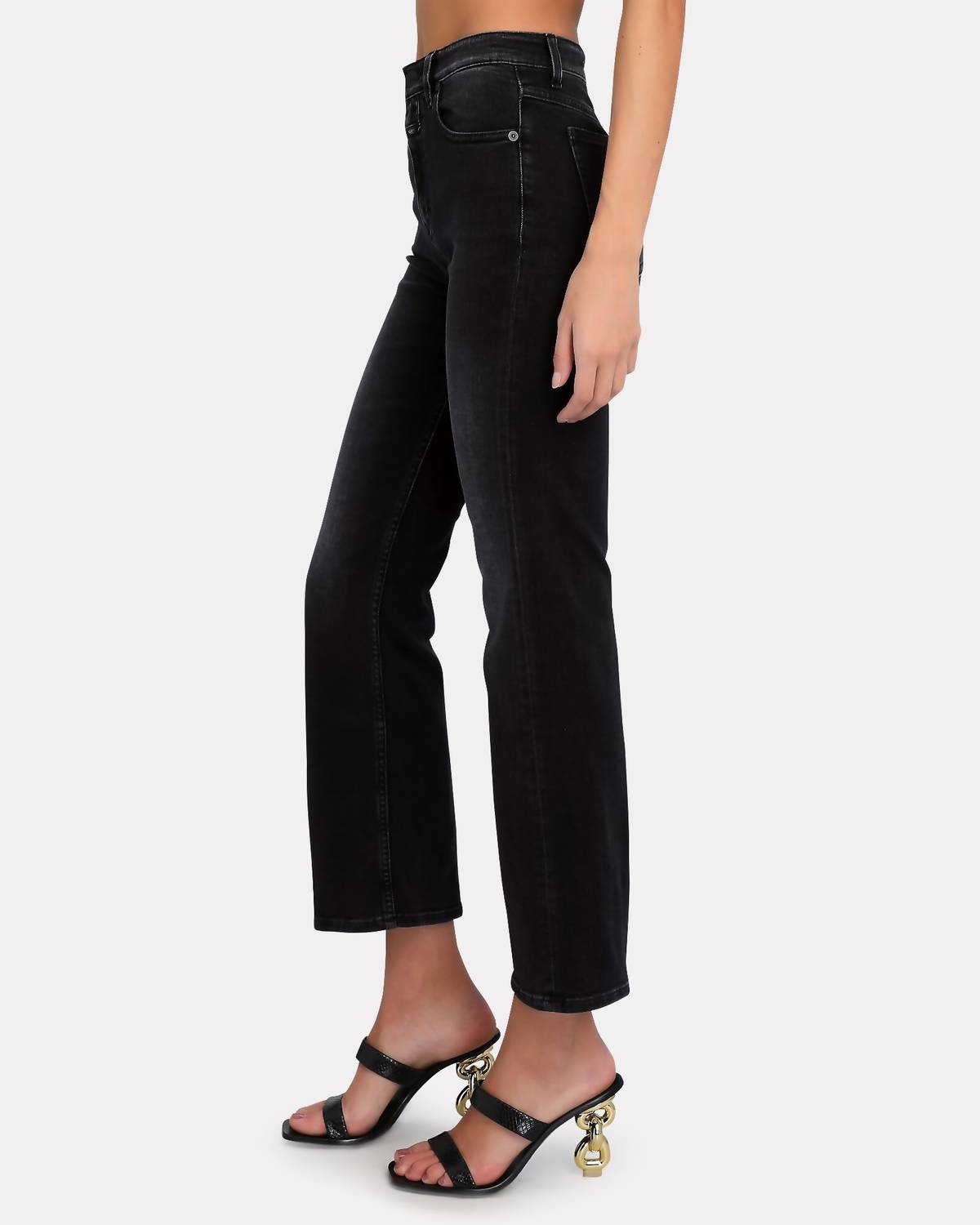 Closed - Baylin Jeans