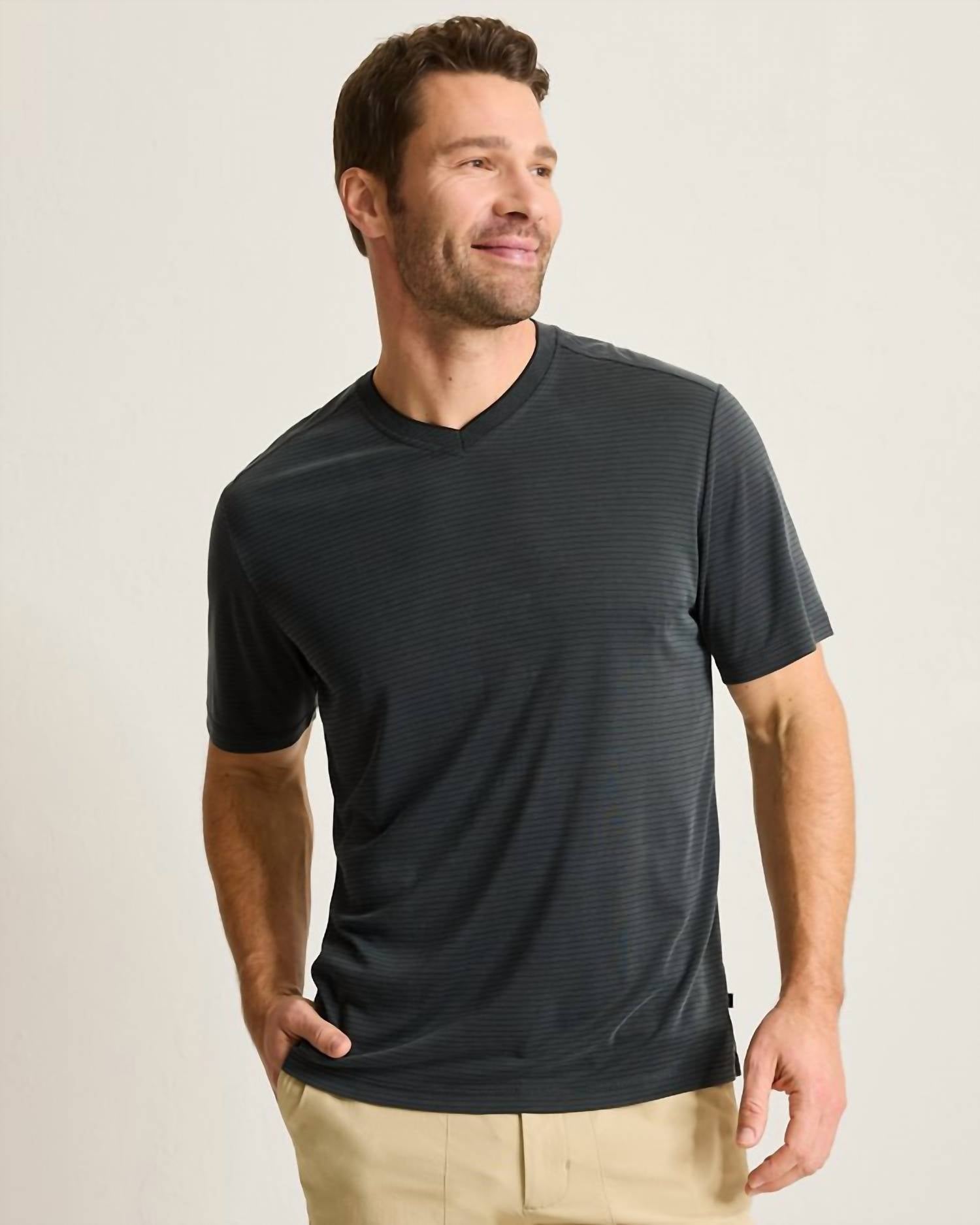 Tommy Bahama - Bay Stripe V-neck Island Zone T-shirt