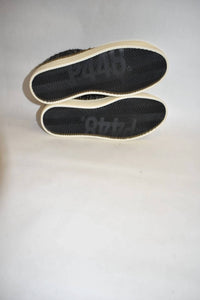 P448 - Women's John-w Sneaker