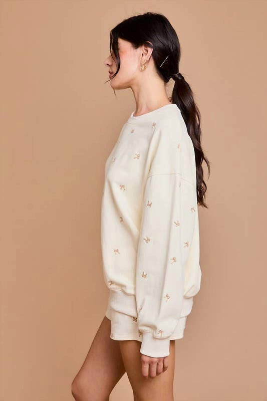 Gilli - Round Neck Bow Embroidered Sweatshirt