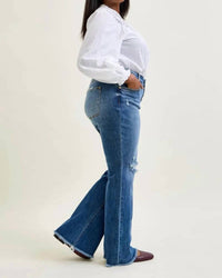 Judy Blue - Mid Rise Flare Jean
