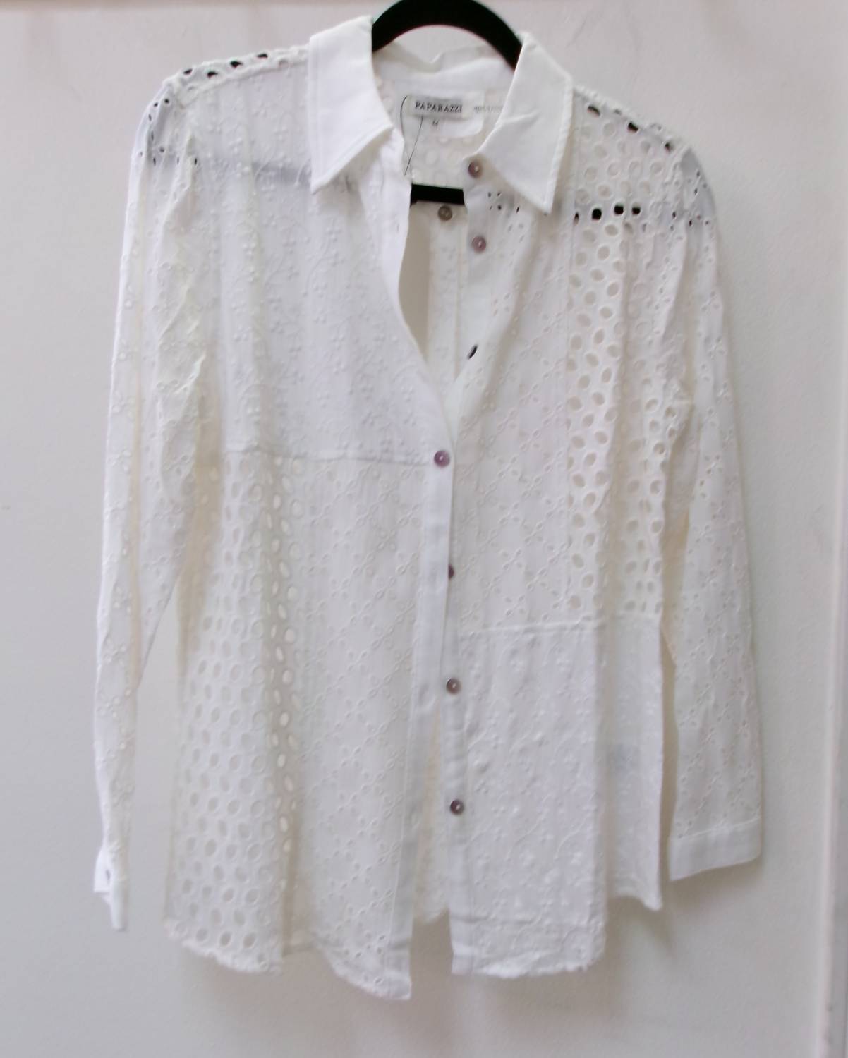 Paparazzi - Women's Long Sleeves Eyelet blouse