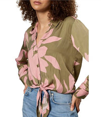 Sanctuary - Lover Tie Floral Printed Spread Collar Long Sleeve Crinkle Sateen Shirt - Plus