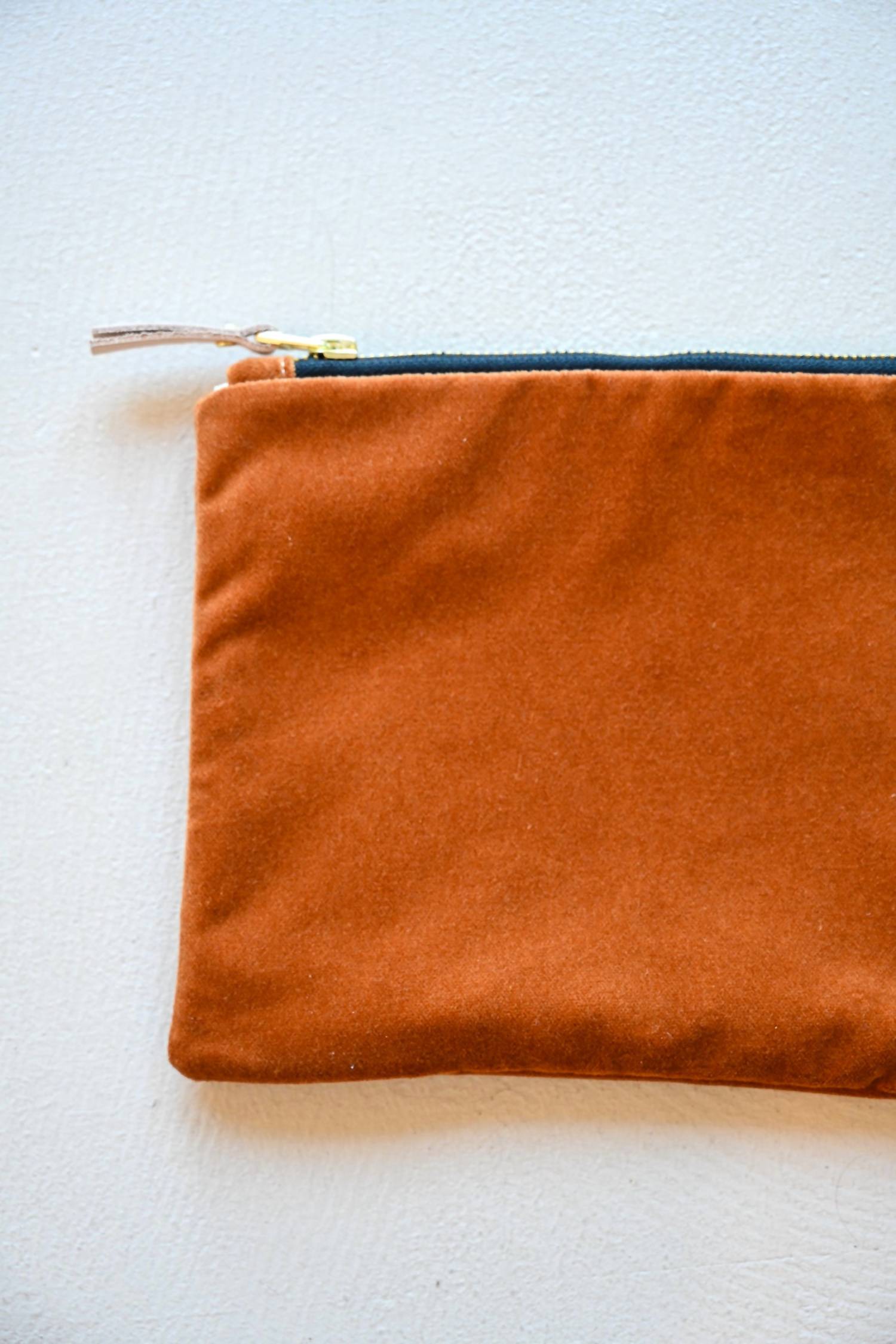 Erin Flett - Women's Velvet Clutch Bag