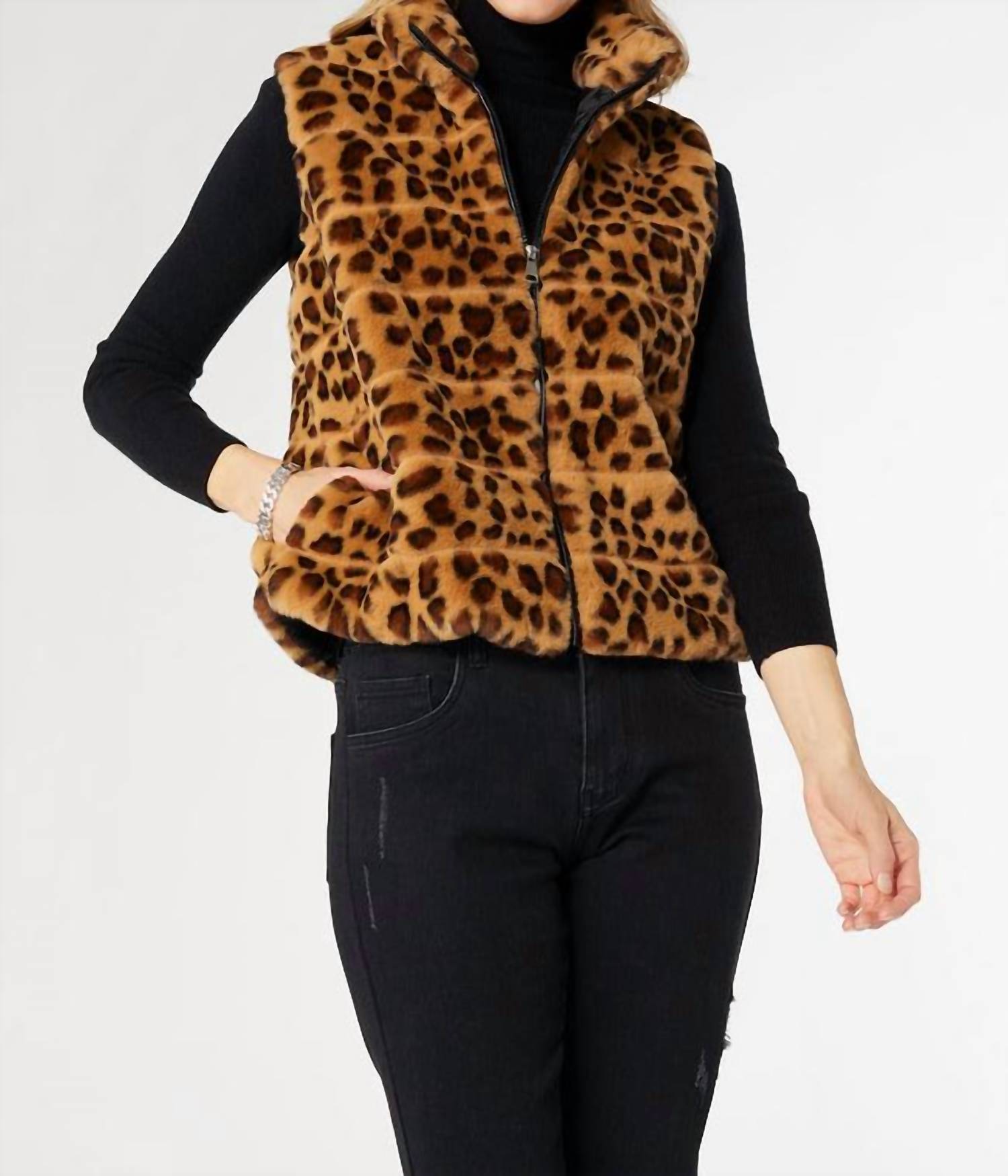 COCO + CARMEN Ronan Faux Fur Vest in cheetah - women's jacket - detail view