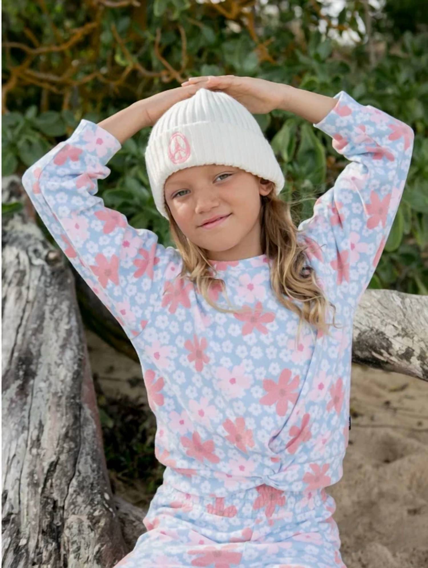 Feather 4 Arrow - Zephyr Hacci Pullover