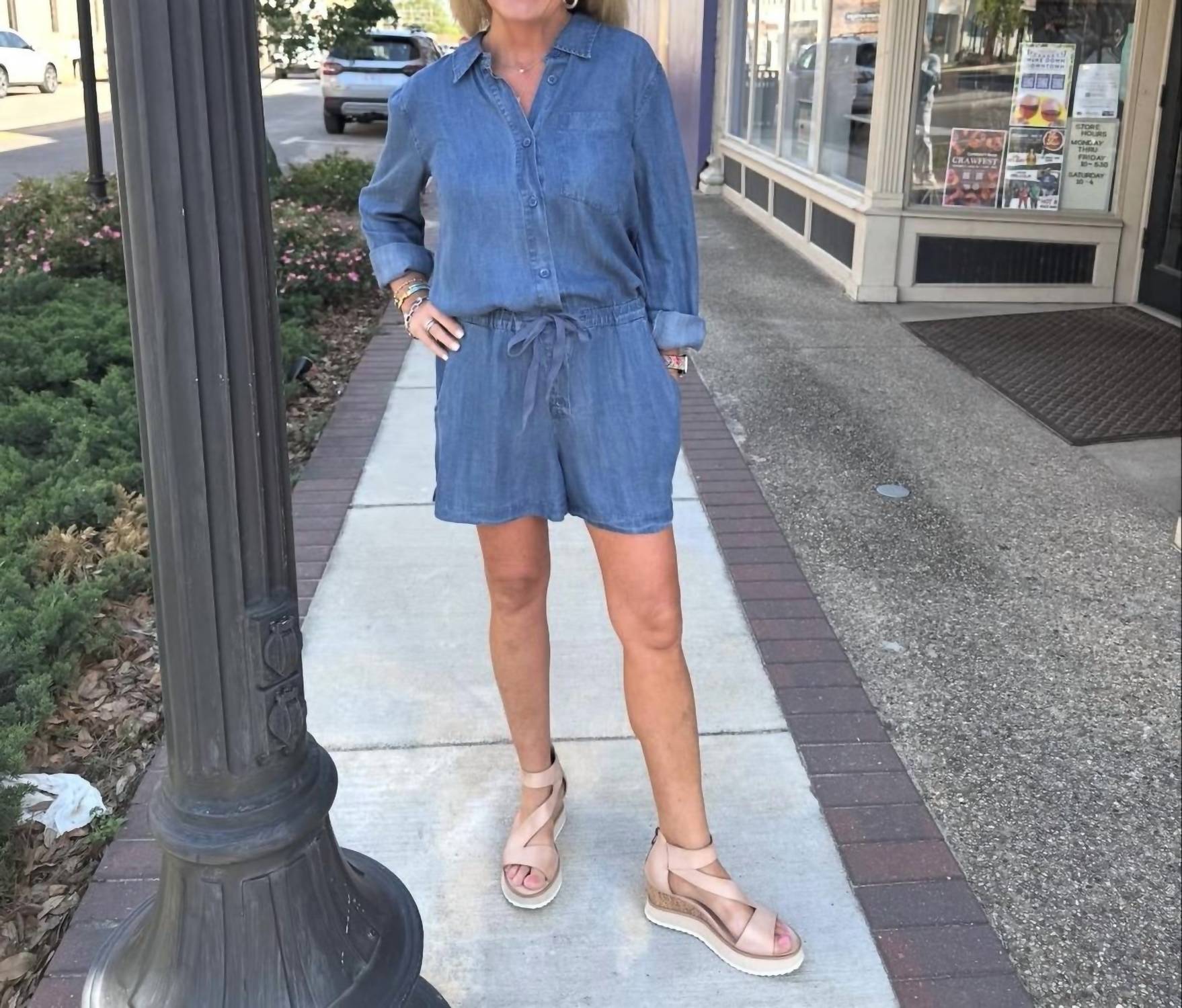 Bobi - Tab Sleeve Short jumper