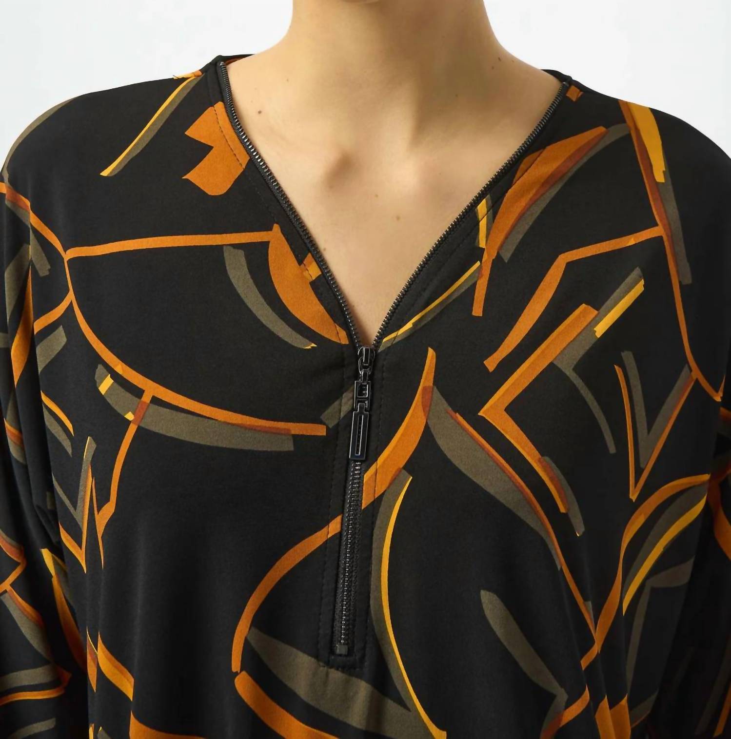 Joseph Ribkoff - Silky Knit V-neck 3/4 Sleeves Tunic Top