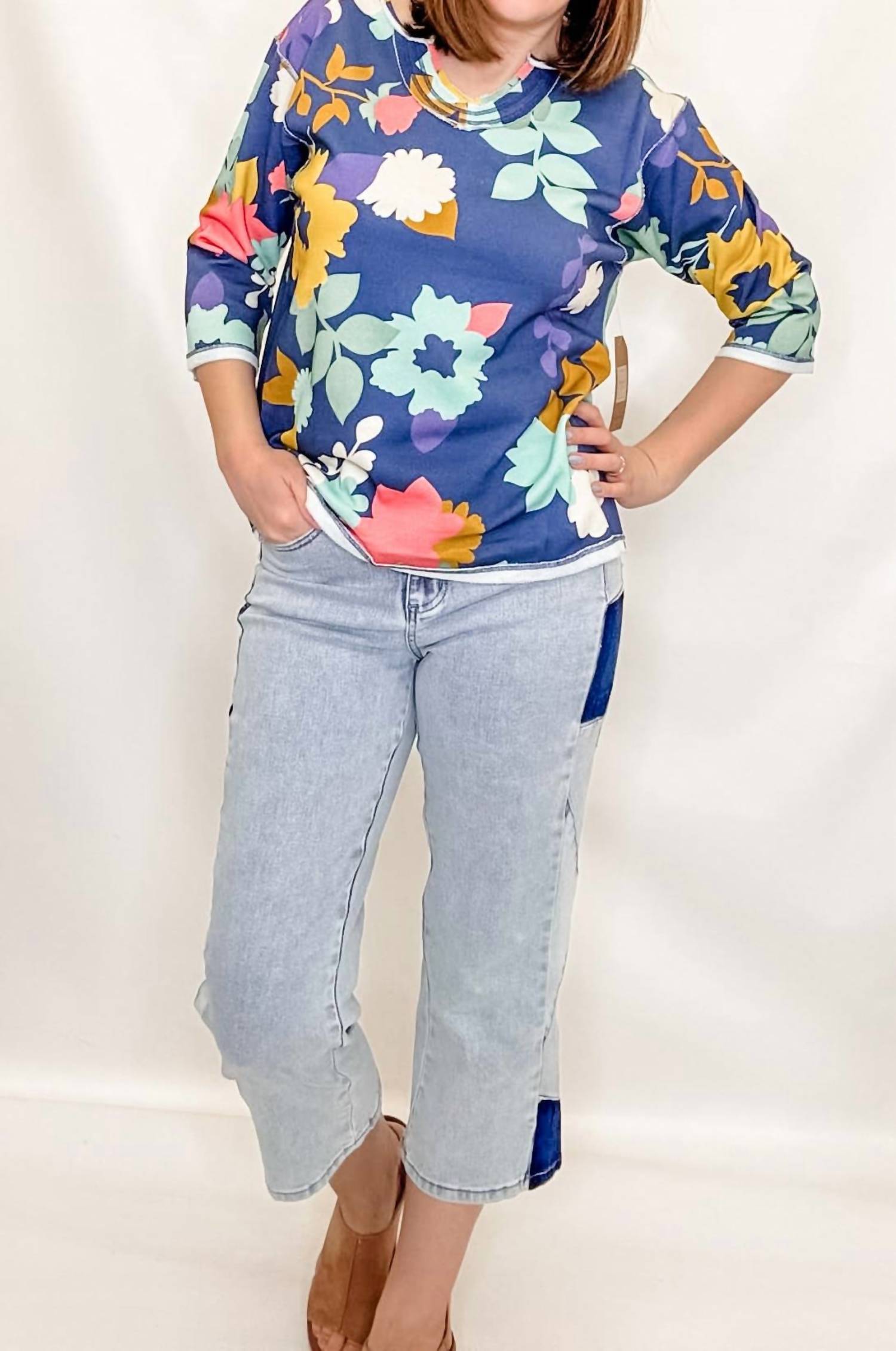 Tru Luxe - Notched Neck Floral Print Top