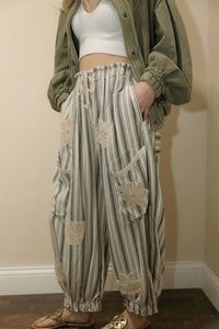 Mittoshop - Stella Stripe Crochet Flower Pants