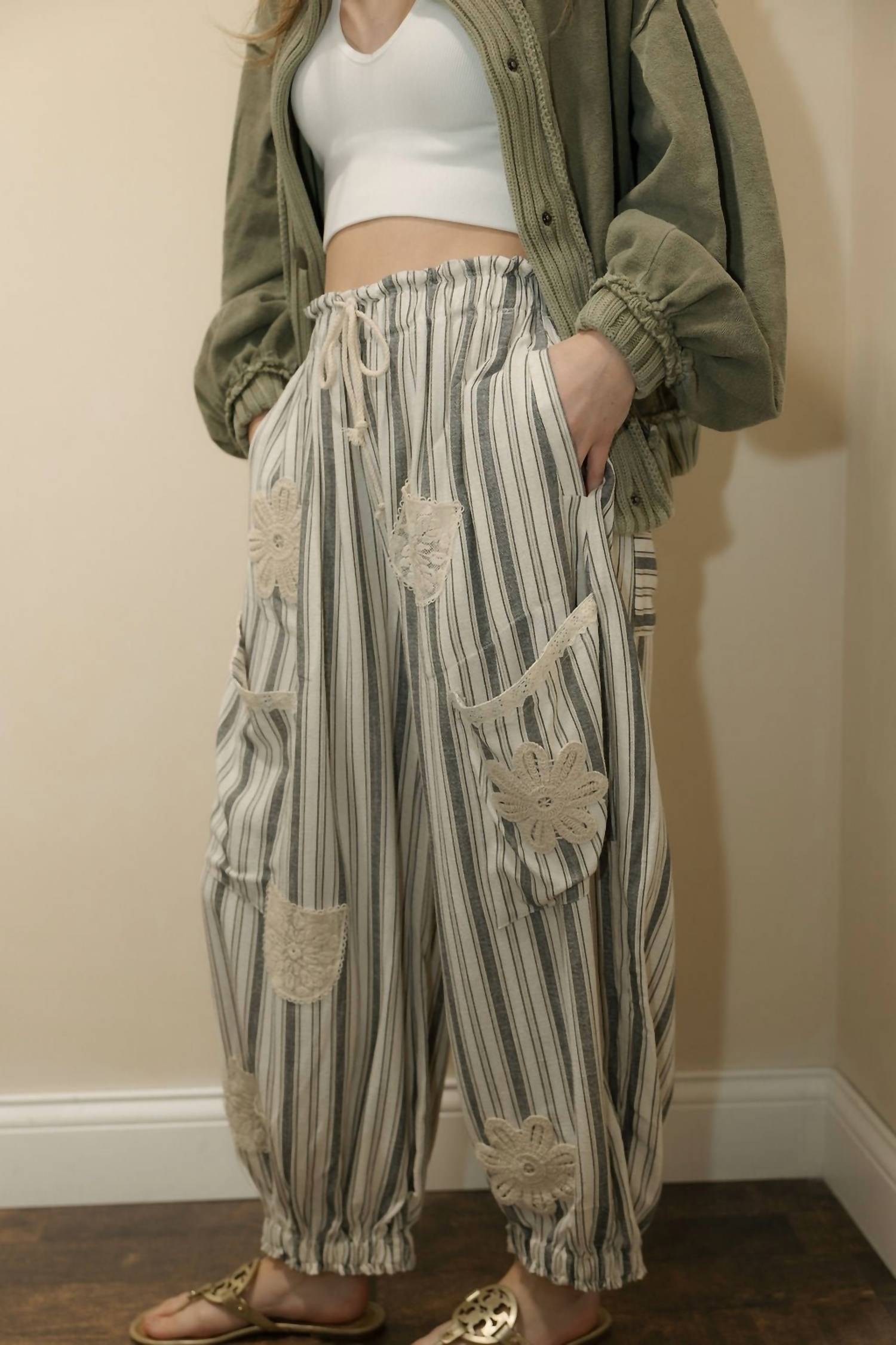 Mittoshop - Stella Stripe Crochet Flower Pants