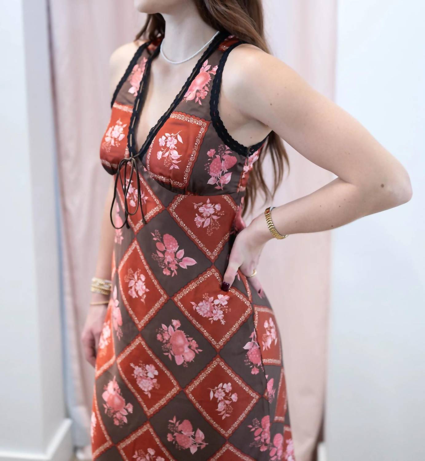 Le Lis - Margot Midi Dress