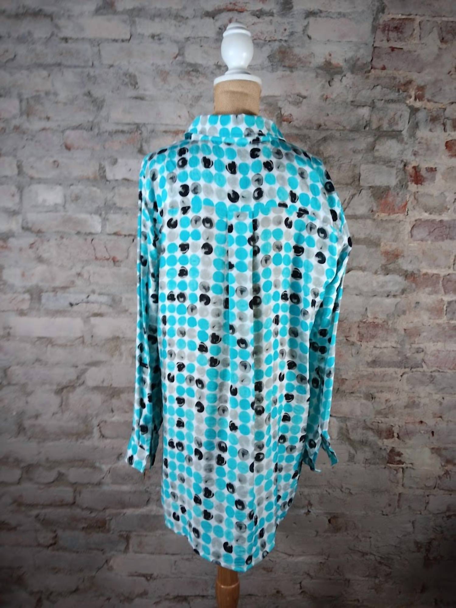 Multiples - Women's Dotted Hi-lo Top
