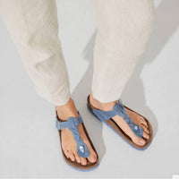 Birkenstock - Women's Gizeh Oiled Leather Braided Sandals
