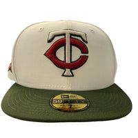 New Era Unisex - Twins Winter Woods Custom Hat in beige - women's hat