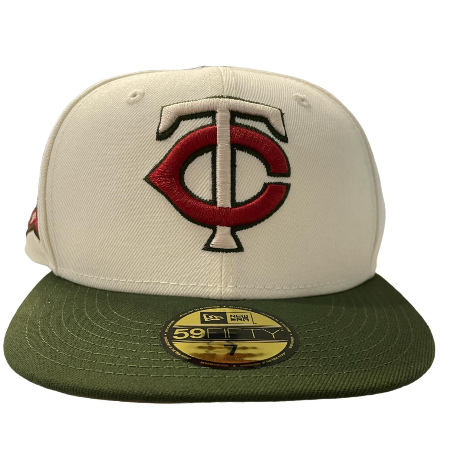 New Era Unisex - Twins Winter Woods Custom Hat in beige - women's hat