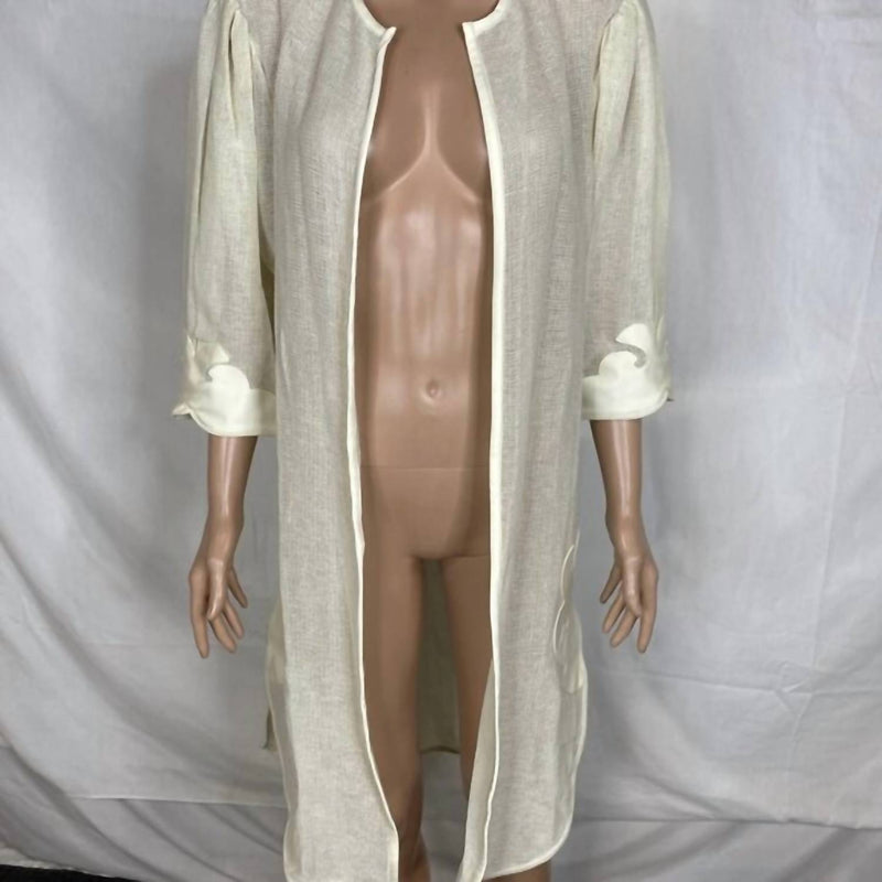 ADRIANA DEGREAS Women’s Appliqué Short Cover-up Robe in white - women's swimwear