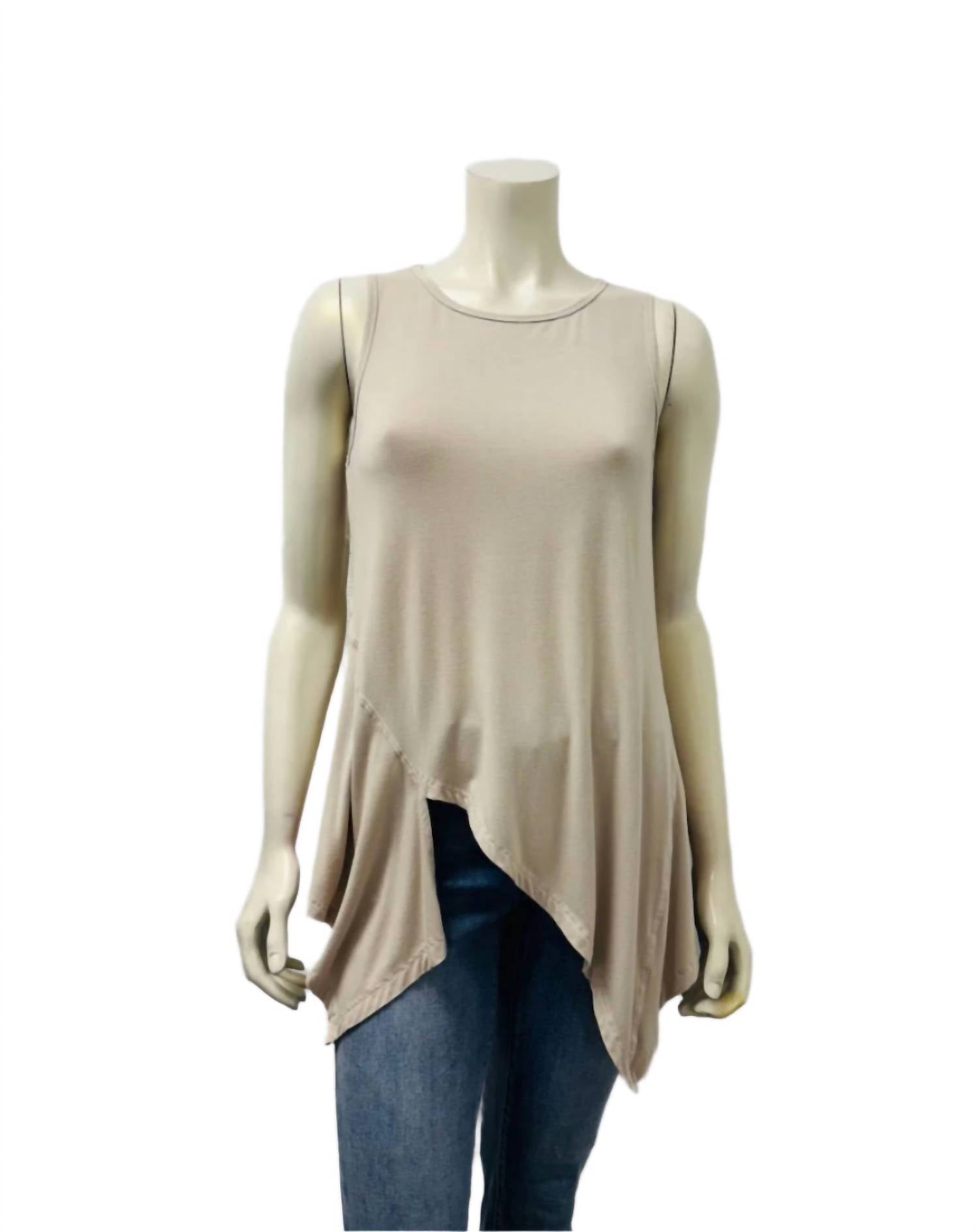 Heartstrings By Kleen - Women's Pointed Side Hems Top