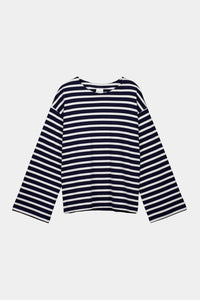 Kowtow - Pierre Tee