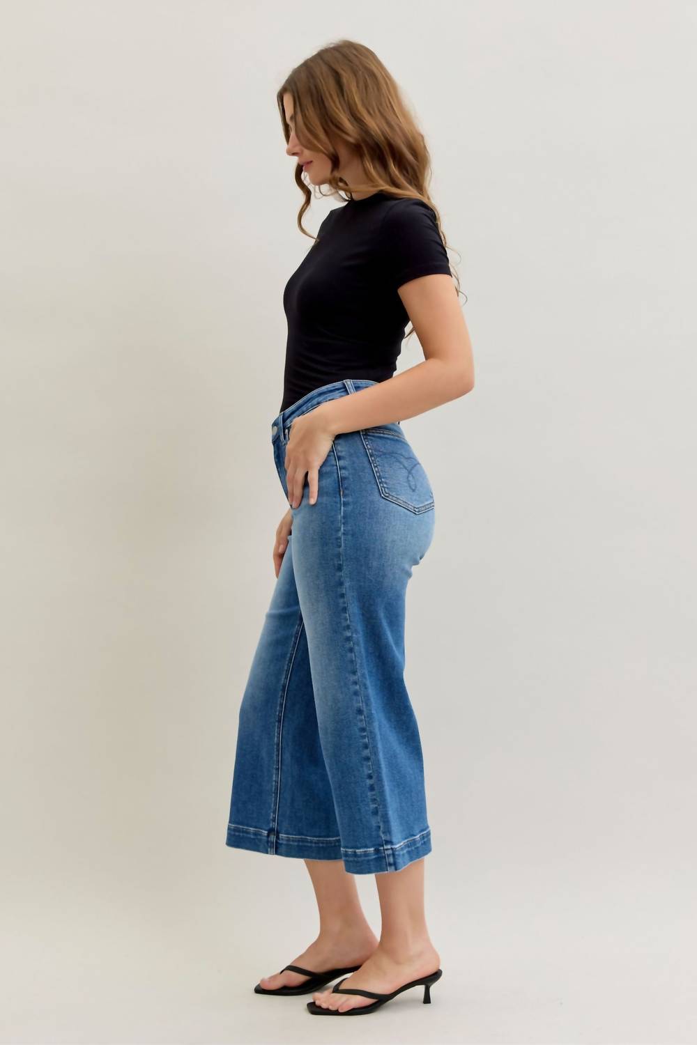 Judy Blue - Wide Crop Denim Jeans