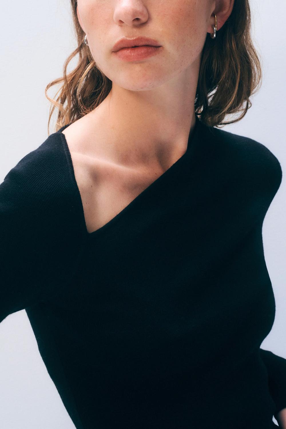 White + Warren - Superfine Merino Asymmetrical Top