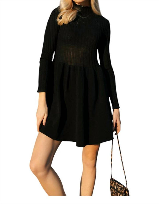 Lalavon - Pleated Sweater Dress