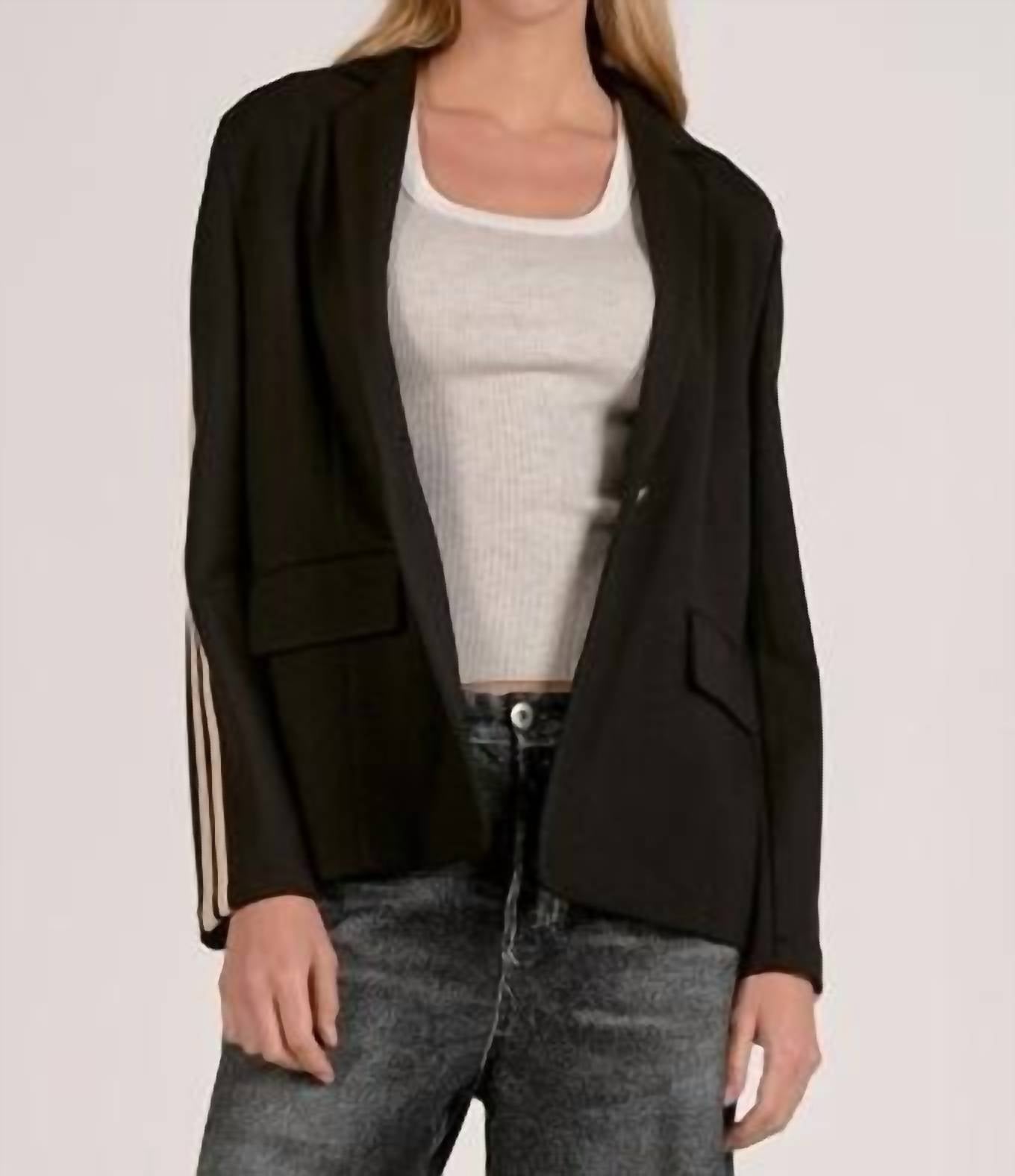 Elan - Track Blazer