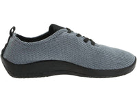 ARCOPEDICO Women's Ls Shoe in titanium - women's sneaker - detail view