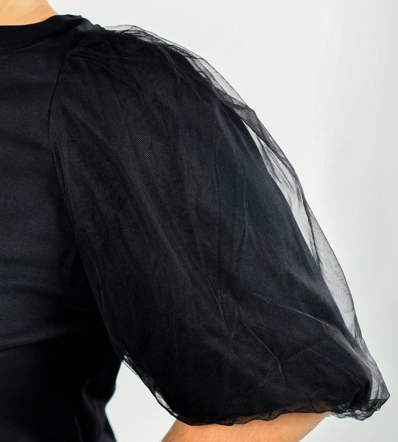 Geegee - Shirt With Sheer Sleeve - Plus