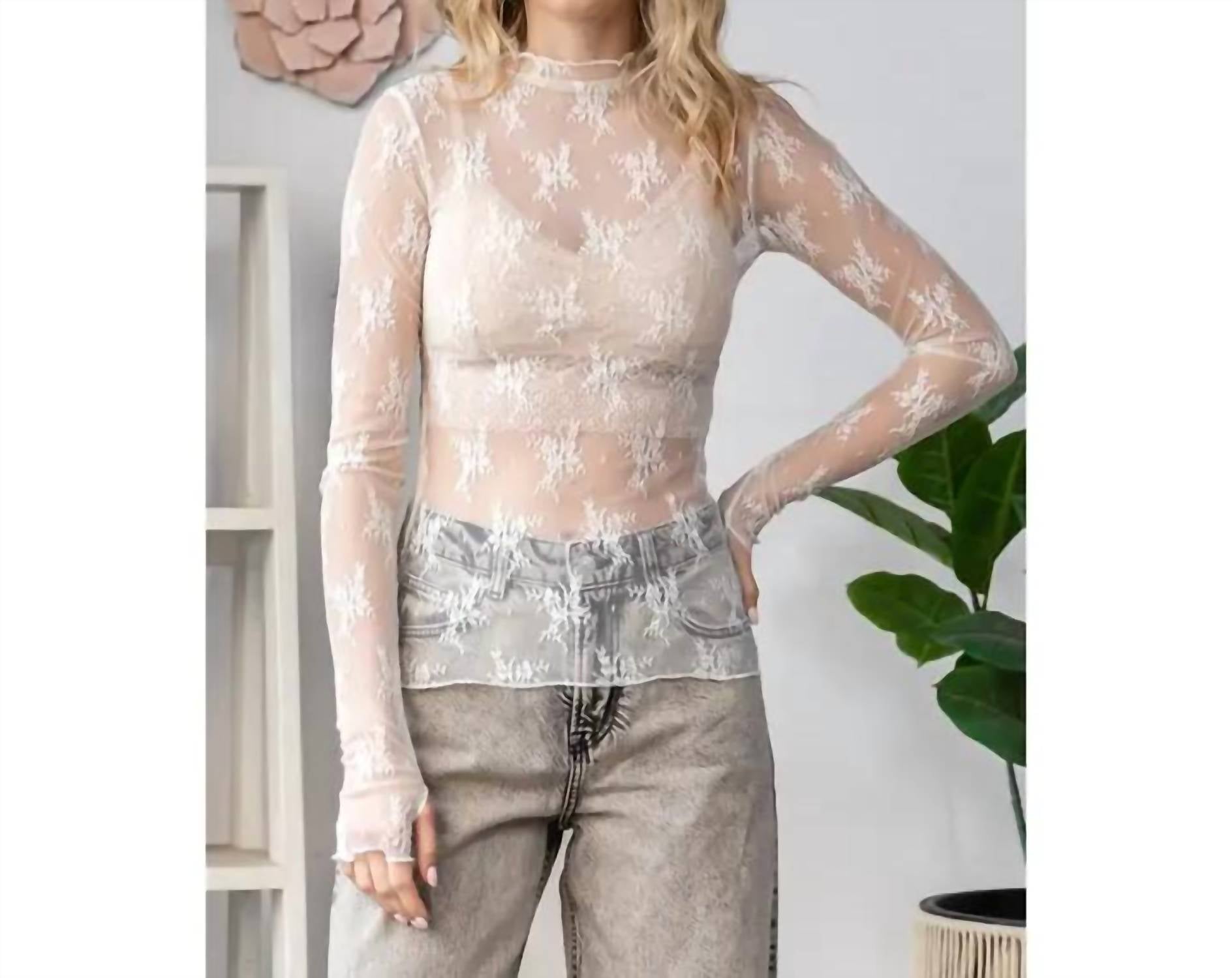 Veveret - Sheer Elegance Lace Top