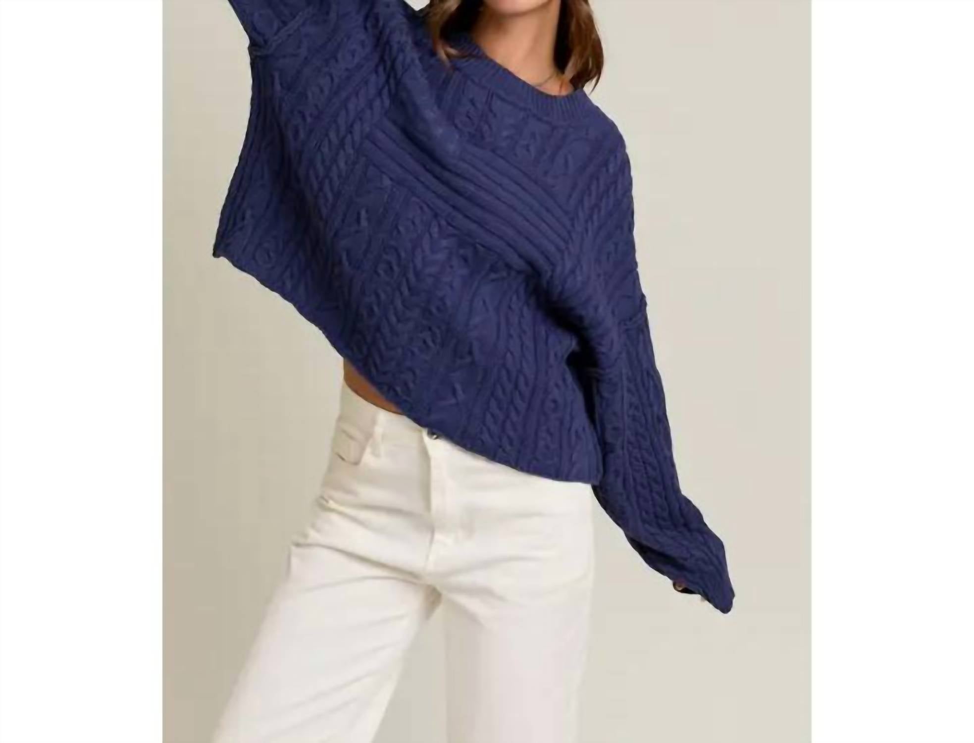 Le Lis - Pullover Sweater Top with Flag Detail On Front