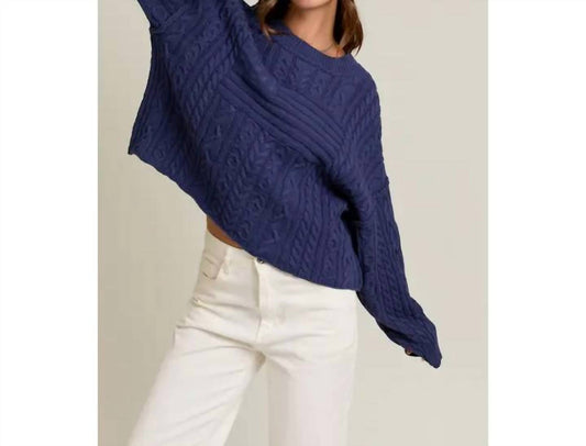 Le Lis - Pullover Sweater Top with Flag Detail On Front