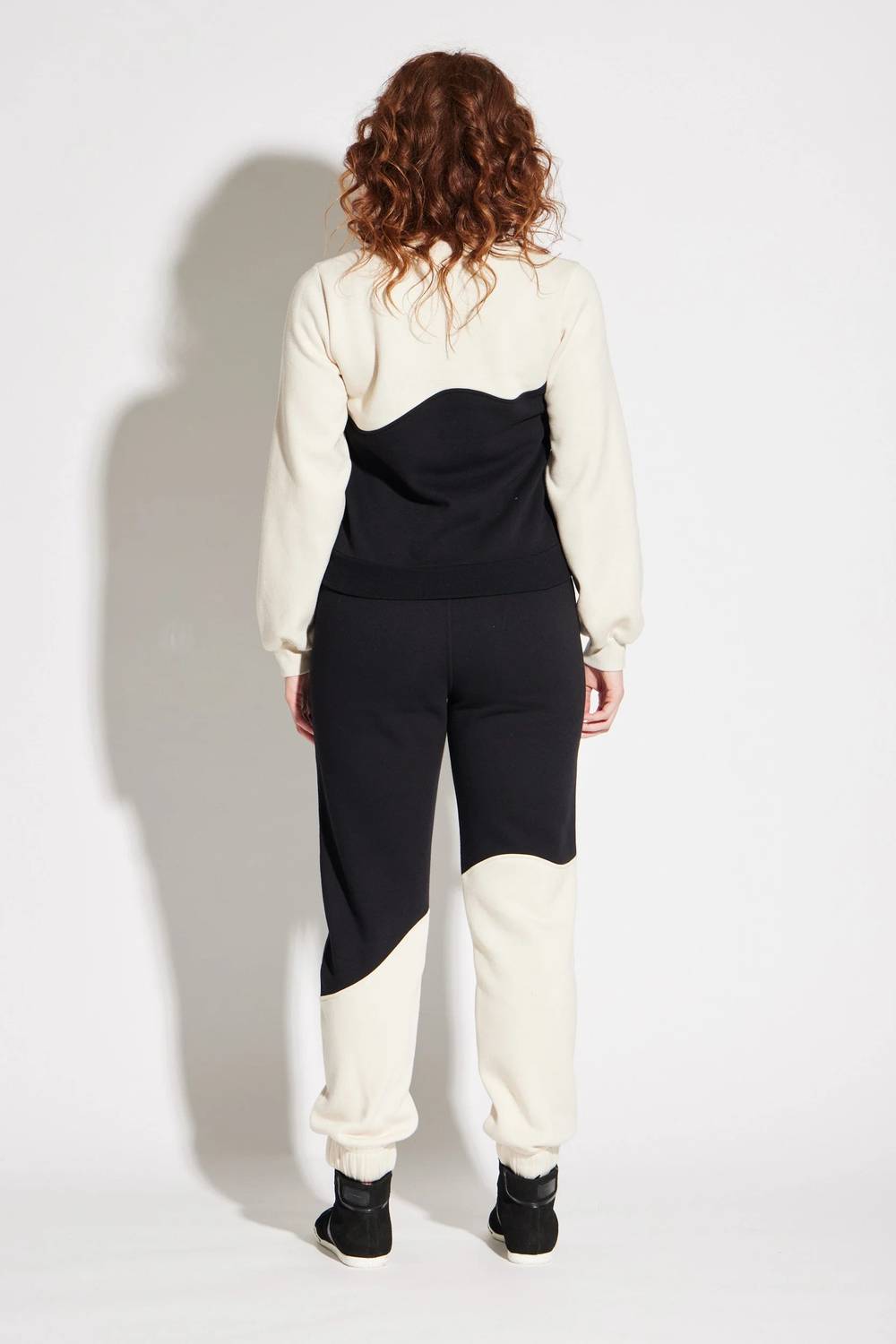 Circular Path - Wave Sweatshirt