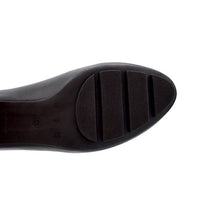 Chelsea Jones - Women's Skip Mid Heels