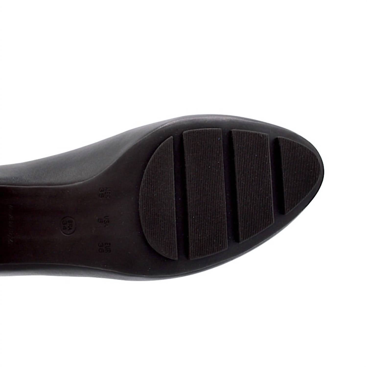 Chelsea Jones - Women's Skip Mid Heels