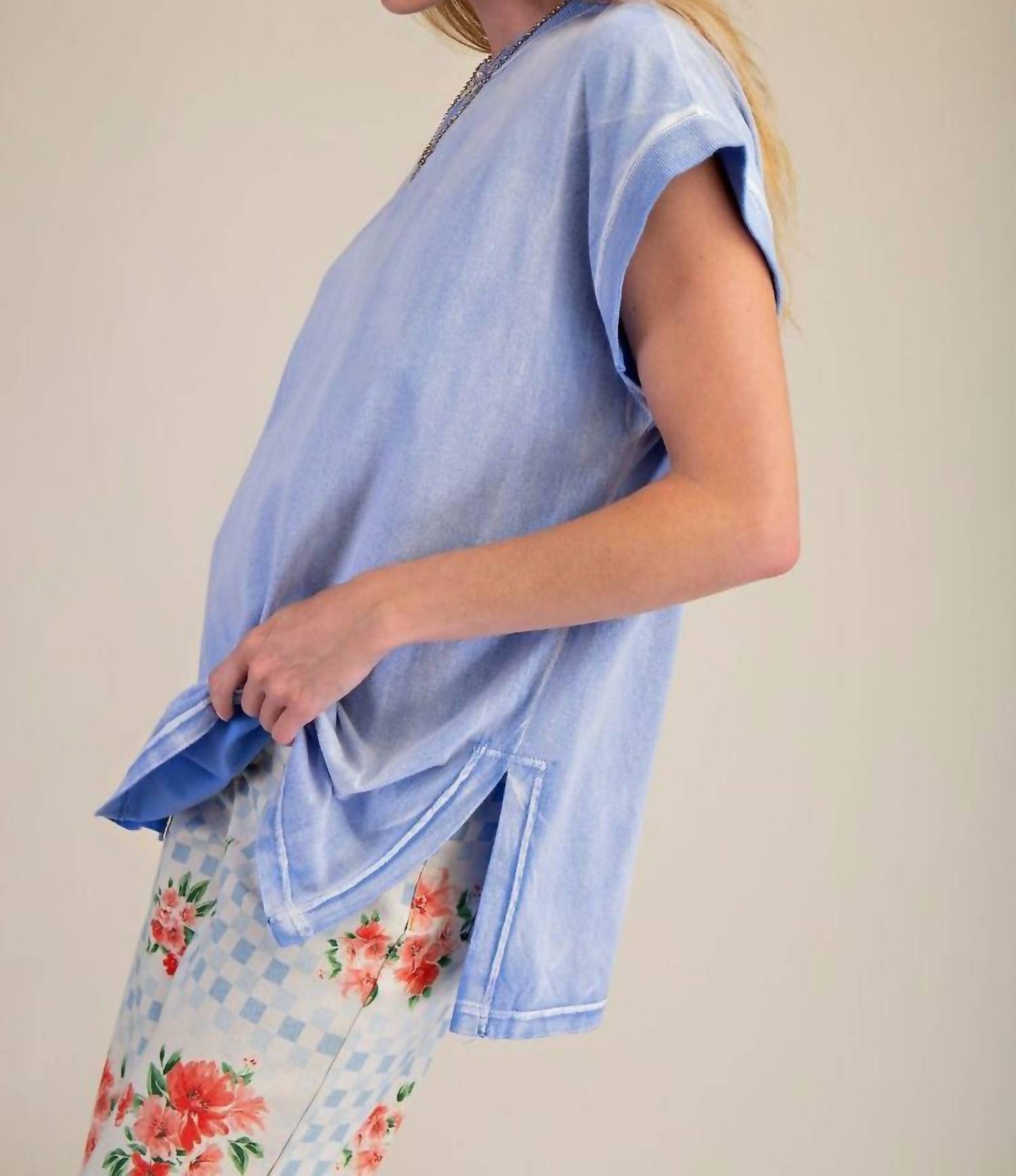 Easel - Cap Sleeves Mineral Washed Top