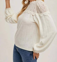 Bluivy - Lace Trimmed Blouse