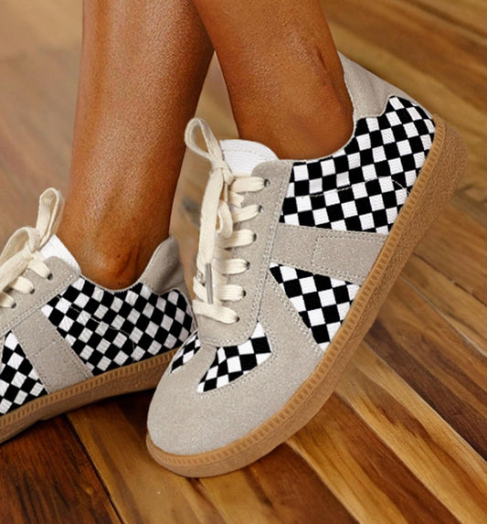 1 The Woman - Women's Checkerboard Shoes