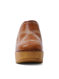 Beast Fashion - Women's Presley-28 Retro Chic Wooden Platform Clogs