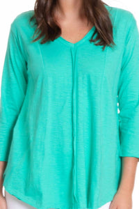 Apny - Flowy V-neck Tee