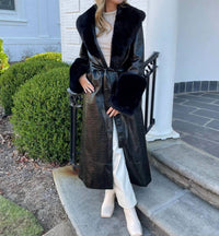 Jayley - The Onyx Coat