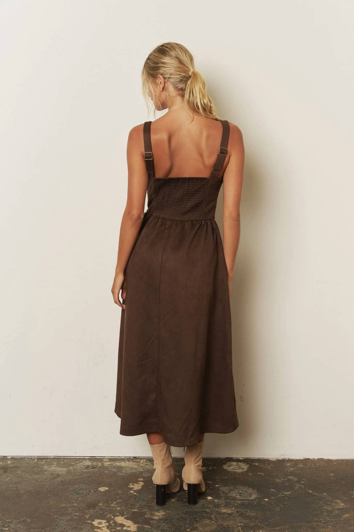 Blu Pepper - Picture Perfect Lace Up Midi Dress