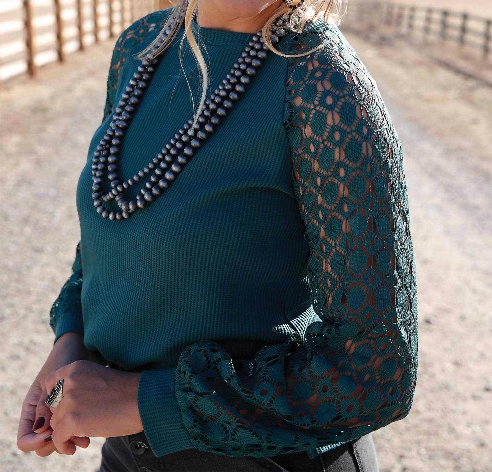 Cinch - Long Sleeve Knit Top